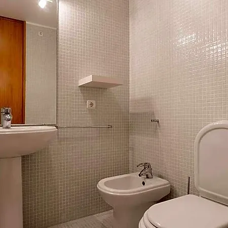 Flowerstreet54 - Special Flat Next To Train& Metro Hotel 3*